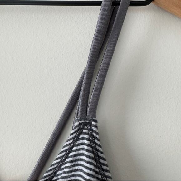 Lululemon Breezy Tank Divided Stripe Heathered Light Grey Heathered Dark Slate - Picture 13 of 14